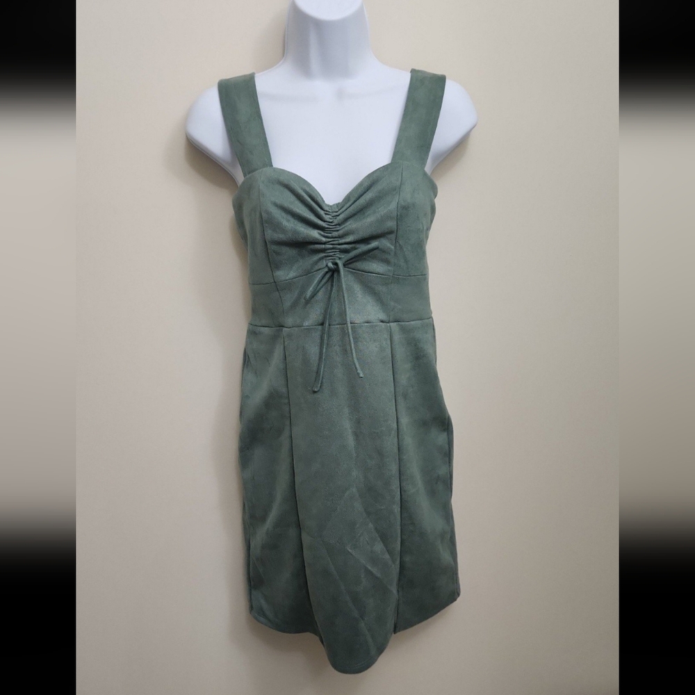 NWT Francescas Green Casual Dress